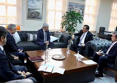 Azerbaycan Diaspora İşleri Bakan Yardımcısı TDT Genel Sekreterine nezaket ziyaretinde bulundu