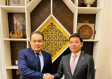 Türk Devletleri Teşkilatı Genel Sekreteri Kazakistan Adalet Bakanı ile görüştü
