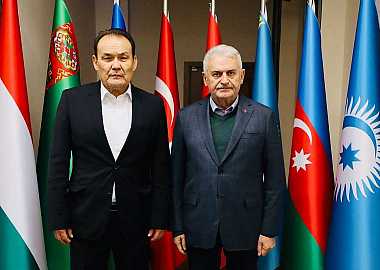 Türk Devletleri Teşkilatı (TDT) Genel Sekreteri, Aksakallar Konseyi Başkanı ile görüştü.