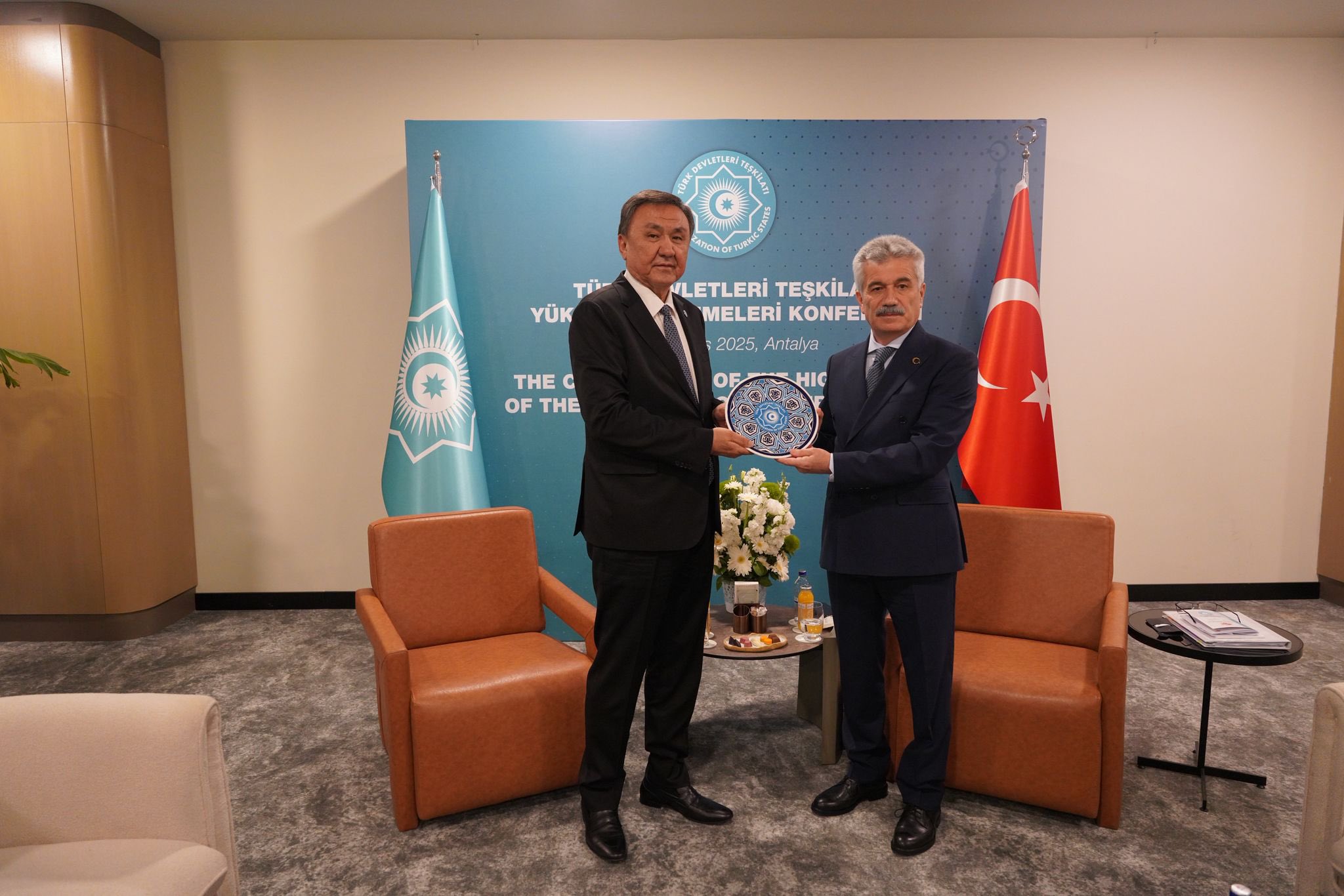 TDT Genel Sekreteri, Türkiye Cumhuriyeti Danıştay Başkanı ile bir araya geldi